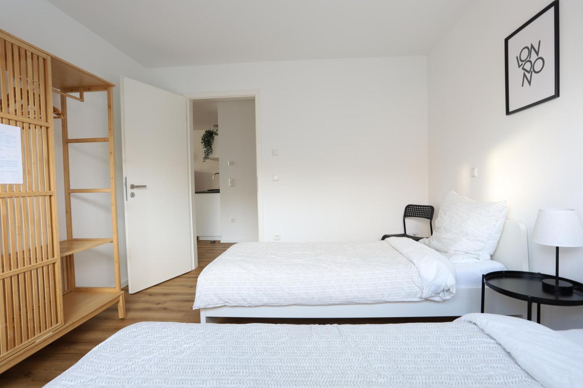 Apartment "London" In Erftstadt - 3 Zimmer & 63Qm - Nahe Koeln, Messe, Phantasialand & Bonn - Familienurlaub Oder Business Trip Bagian luar foto